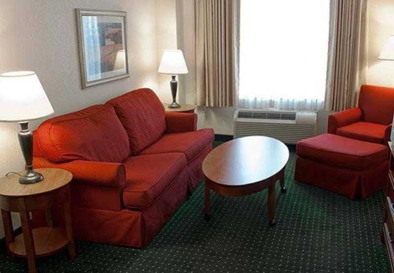 Towneplace Suites Suffolk Chesapeake Luaran gambar